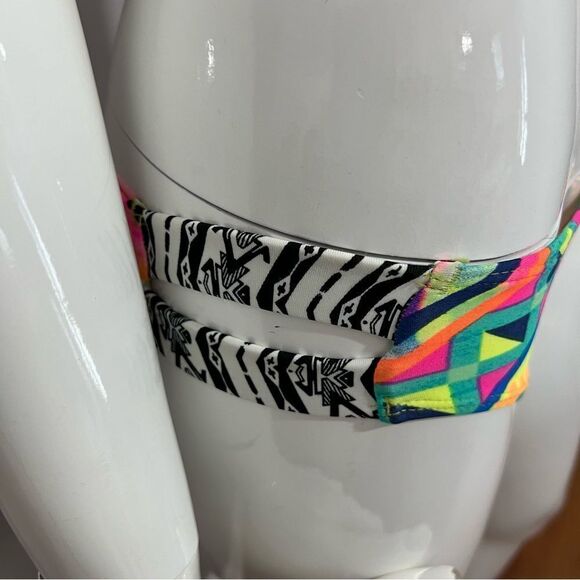 Victoria's Secret Lime Green Top/Delia's Abstract Print Bikini --‎ S & 34B - Picture 11 of 11